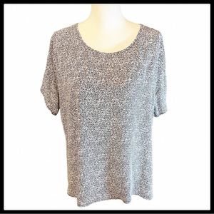 NWOT DR 2 Black & White Animal Print Top